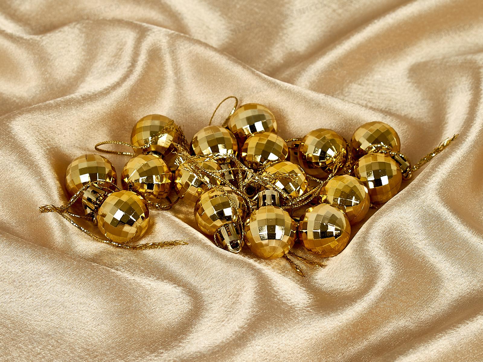 Набор шаров 16шт, 3см Диско, золотые 2122472