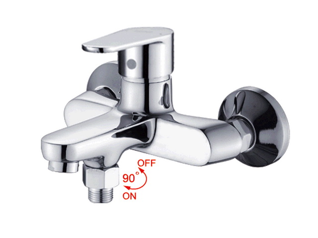 Смеситель для ванны РОТАТО Р3031X 35мм короткий гусак