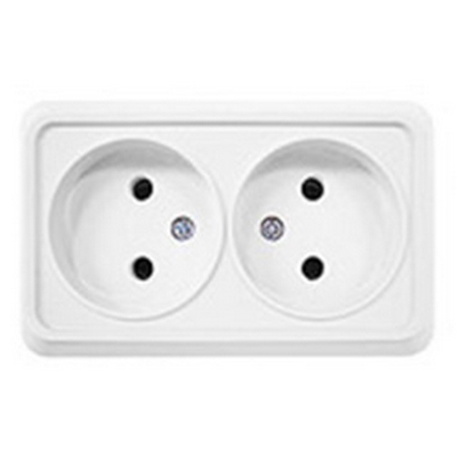 Розетка открытая установка  2 местная  Прогресс белая *10/200