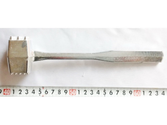 Молоток для отбивания мяса металлическая 23см (025151)  Ж