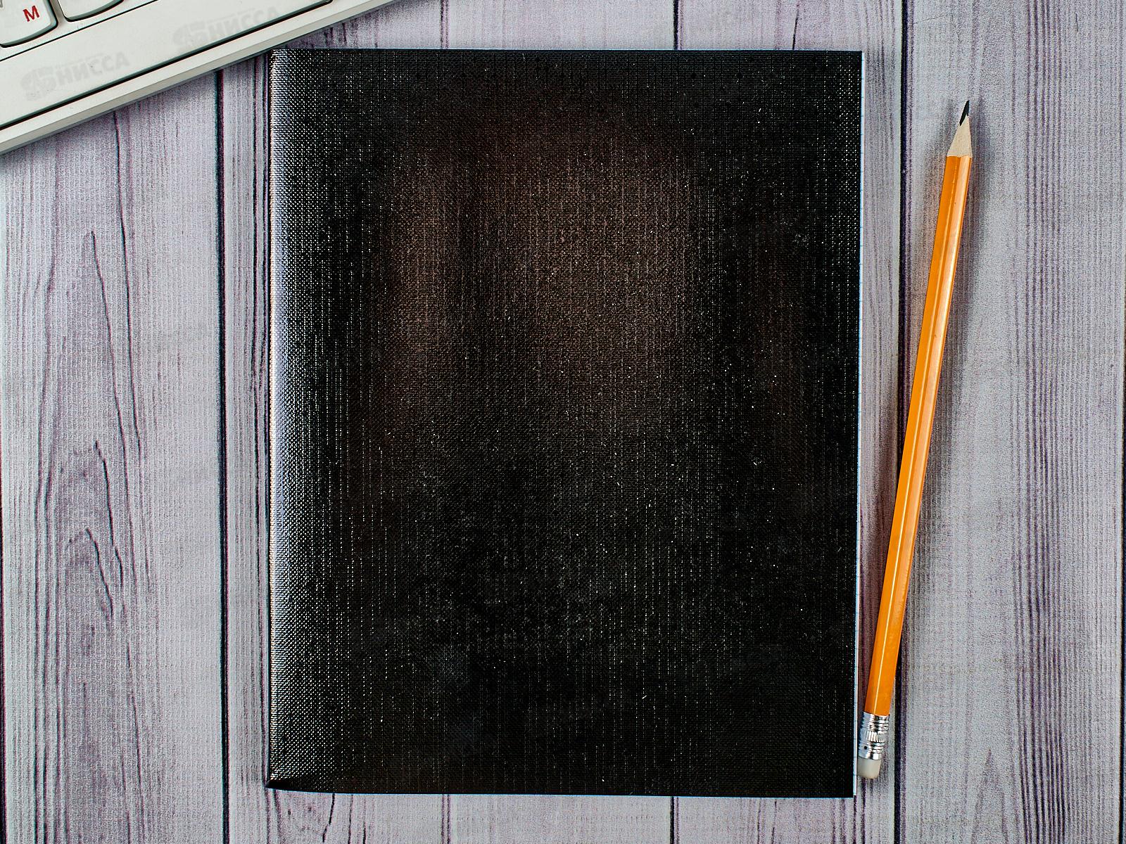 Тетрадь 96листов клетка Hatber бумвинил METALLIC черная *56