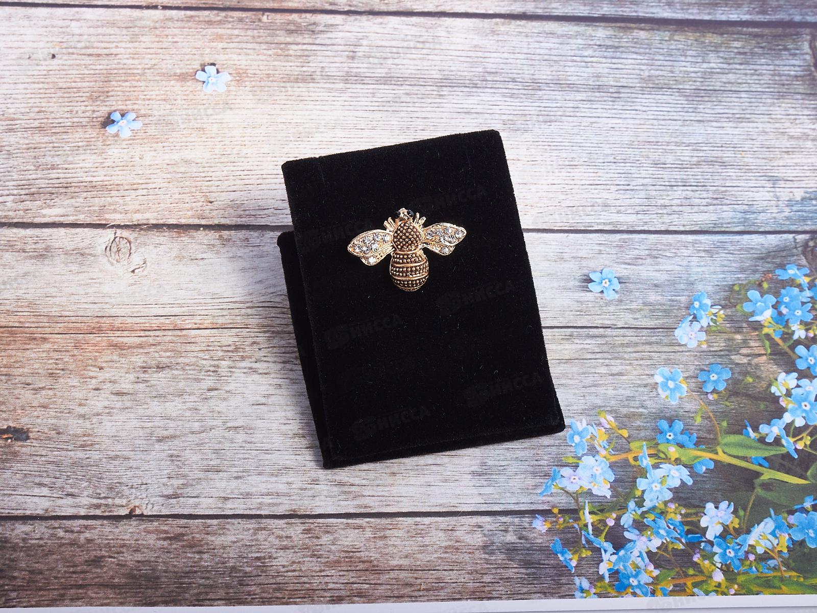 Брошь Фигурки стразы,жемчуг в асс