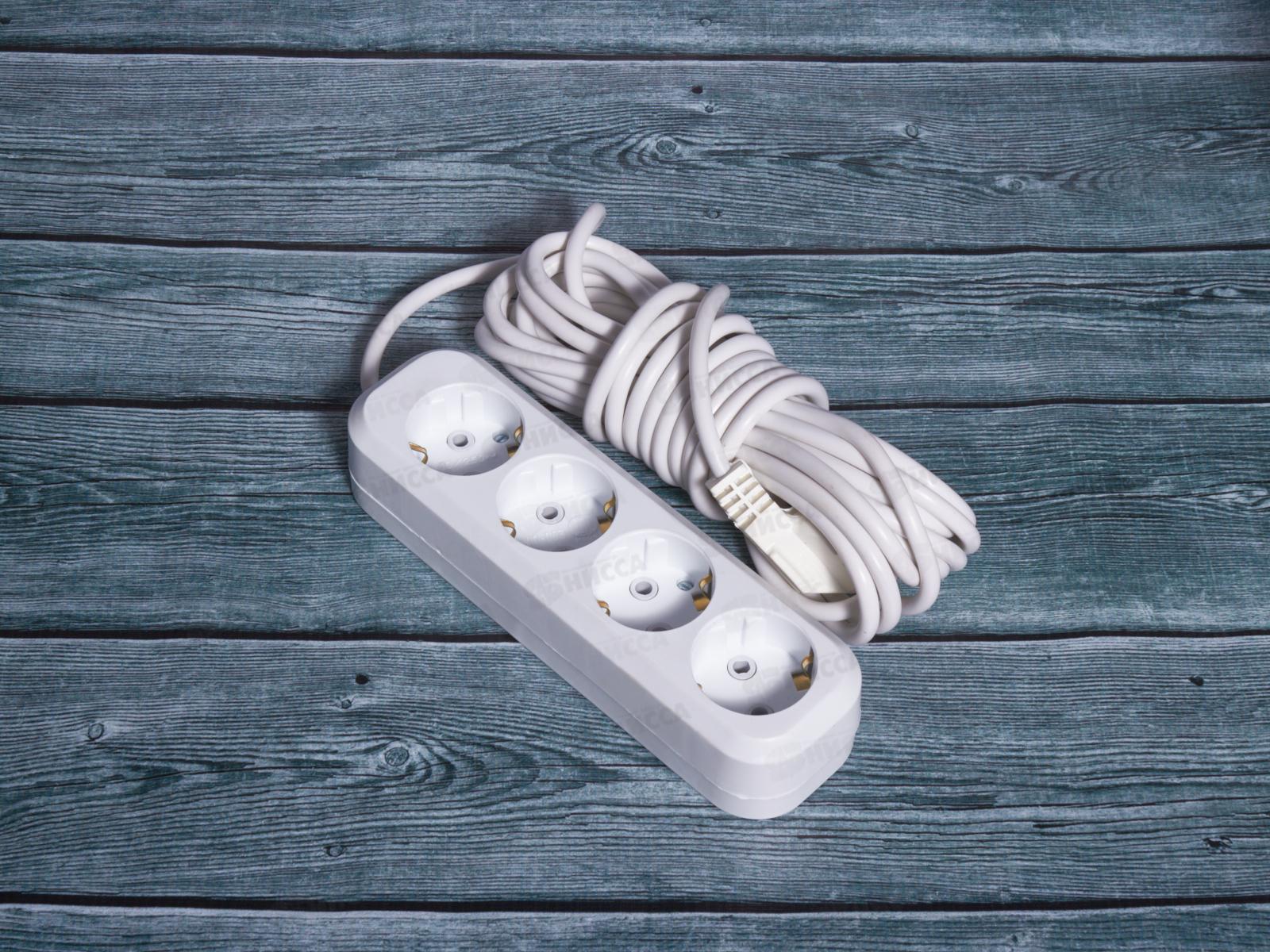 Удлинитель Атлант 2200Вт (с заземлением) 4 гнезда, ПВС 7м, 80016    *10