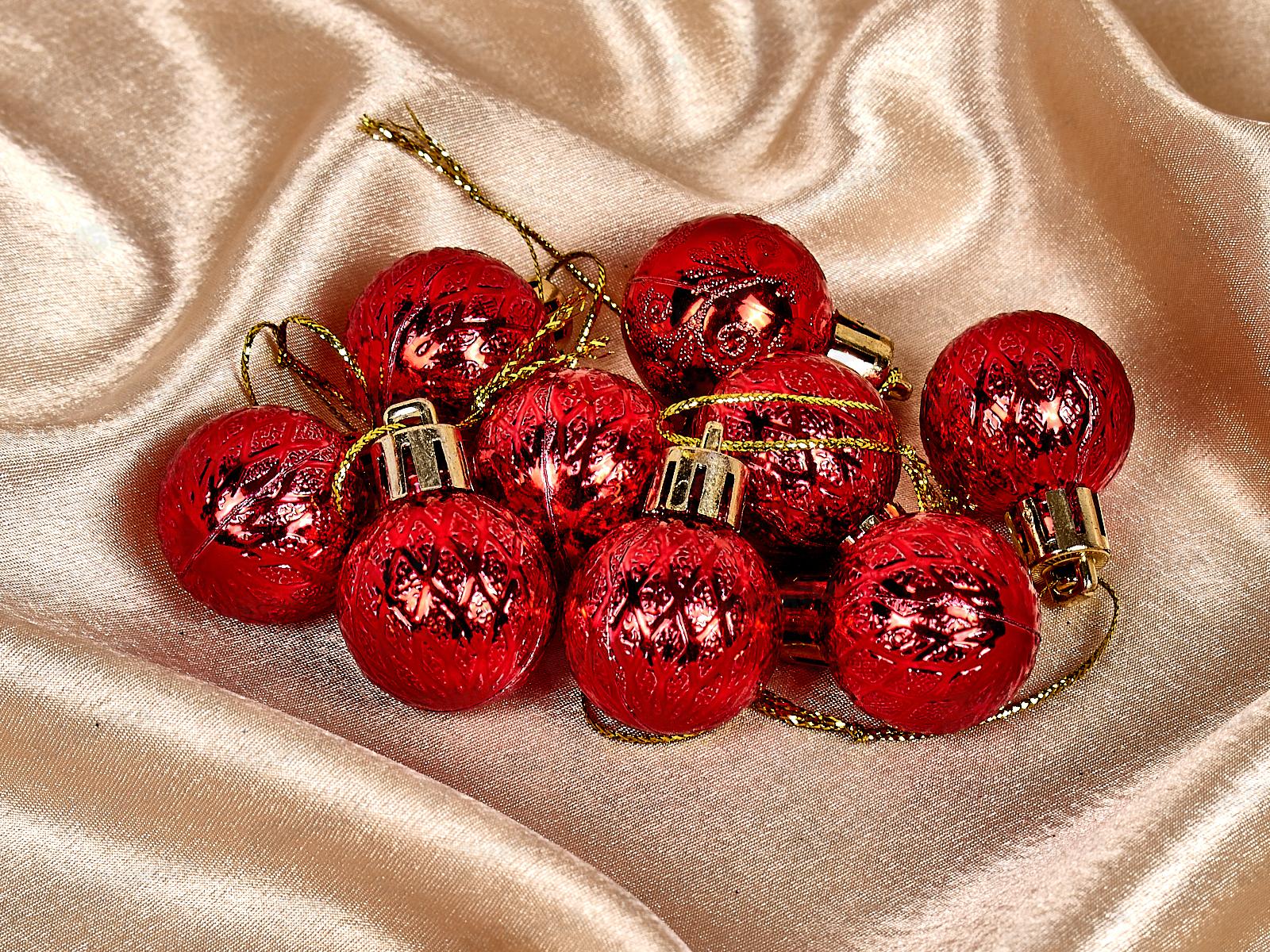 Набор елочных шаров 9шт &quotРельефный узор&quot 3см красный 183-827