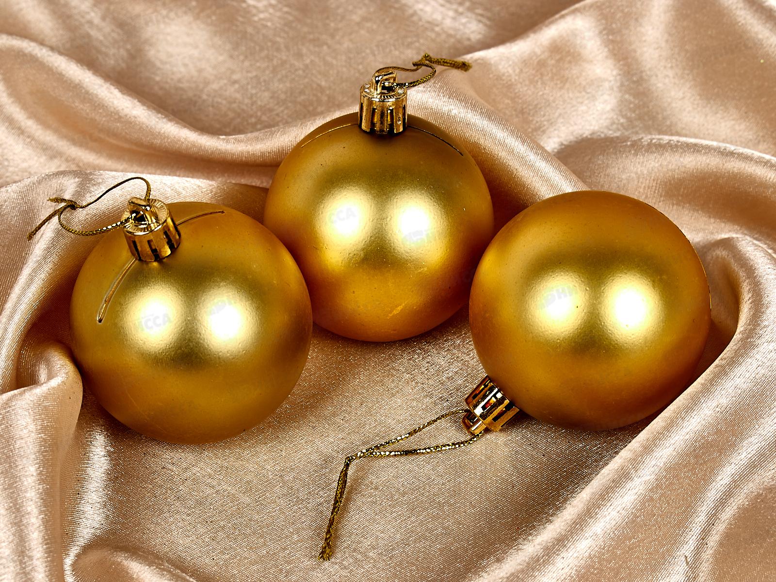Набор елочных шаров 3шт &quotМатовый&quot 6см золотой 183-869