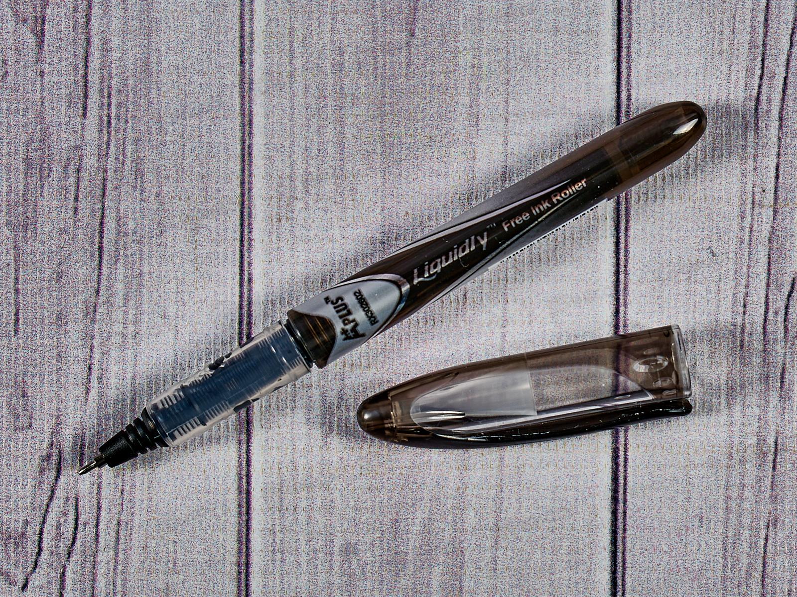 Роллер BEIFA черная игольчатый наконечник 0.3мм, RX 302602 BK *12/144