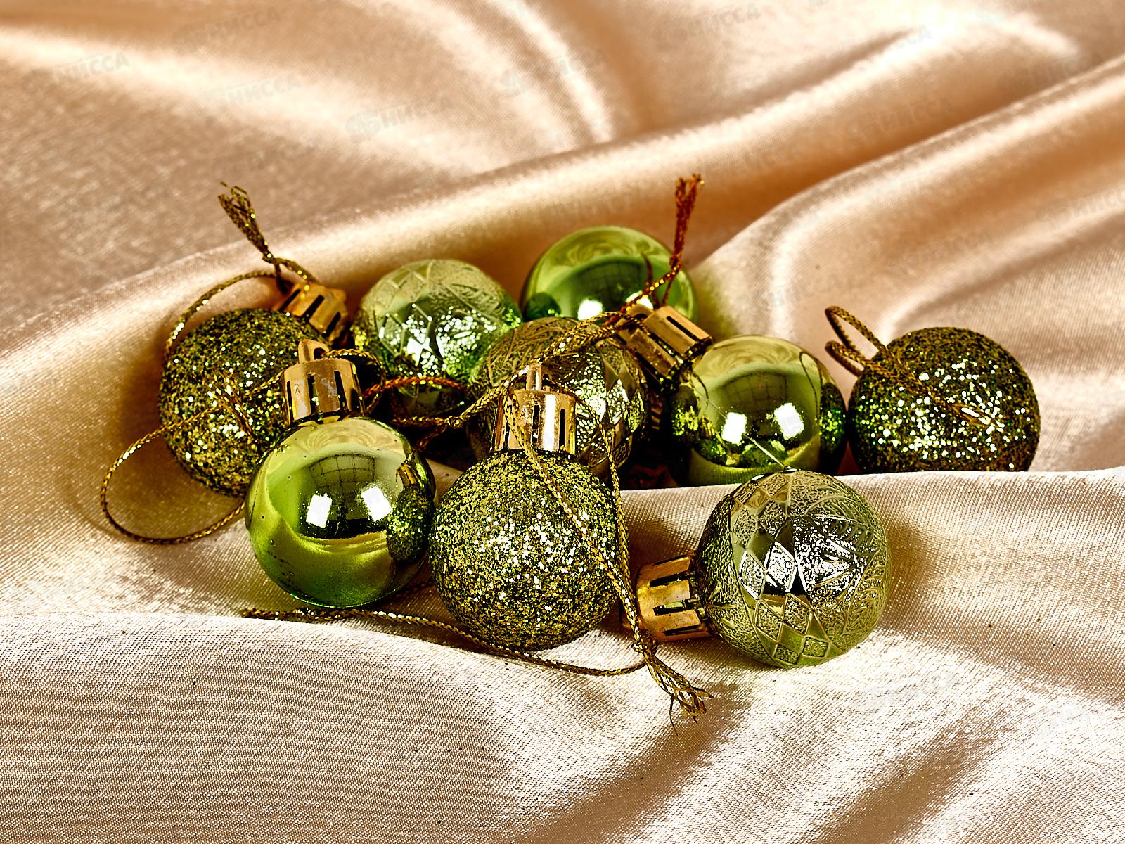 Набор елочных шаров 9шт &quotМикс фактур&quot 3см изумруд 652-365