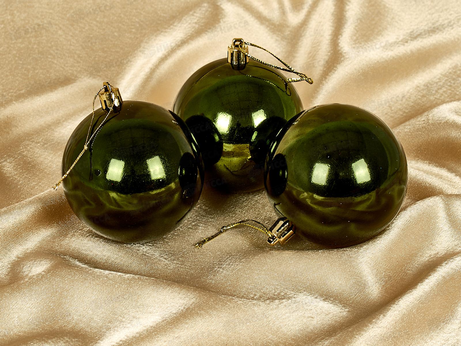 Набор елочных шаров 3шт &quotГлянец&quot 8см изумруд 652-390