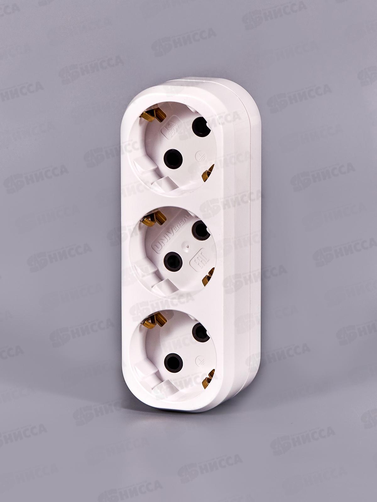 Разветвитель UNIVersal 3 гнезда, с заземлением , плоский, белый 10А 250В, А303