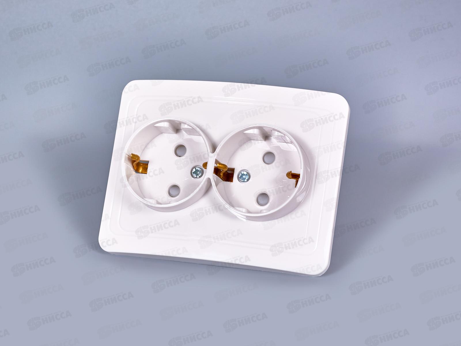 Розетка скрытой установки 2 местная Прогресс SLIM, заземление, защитные шторки, белая *10/200