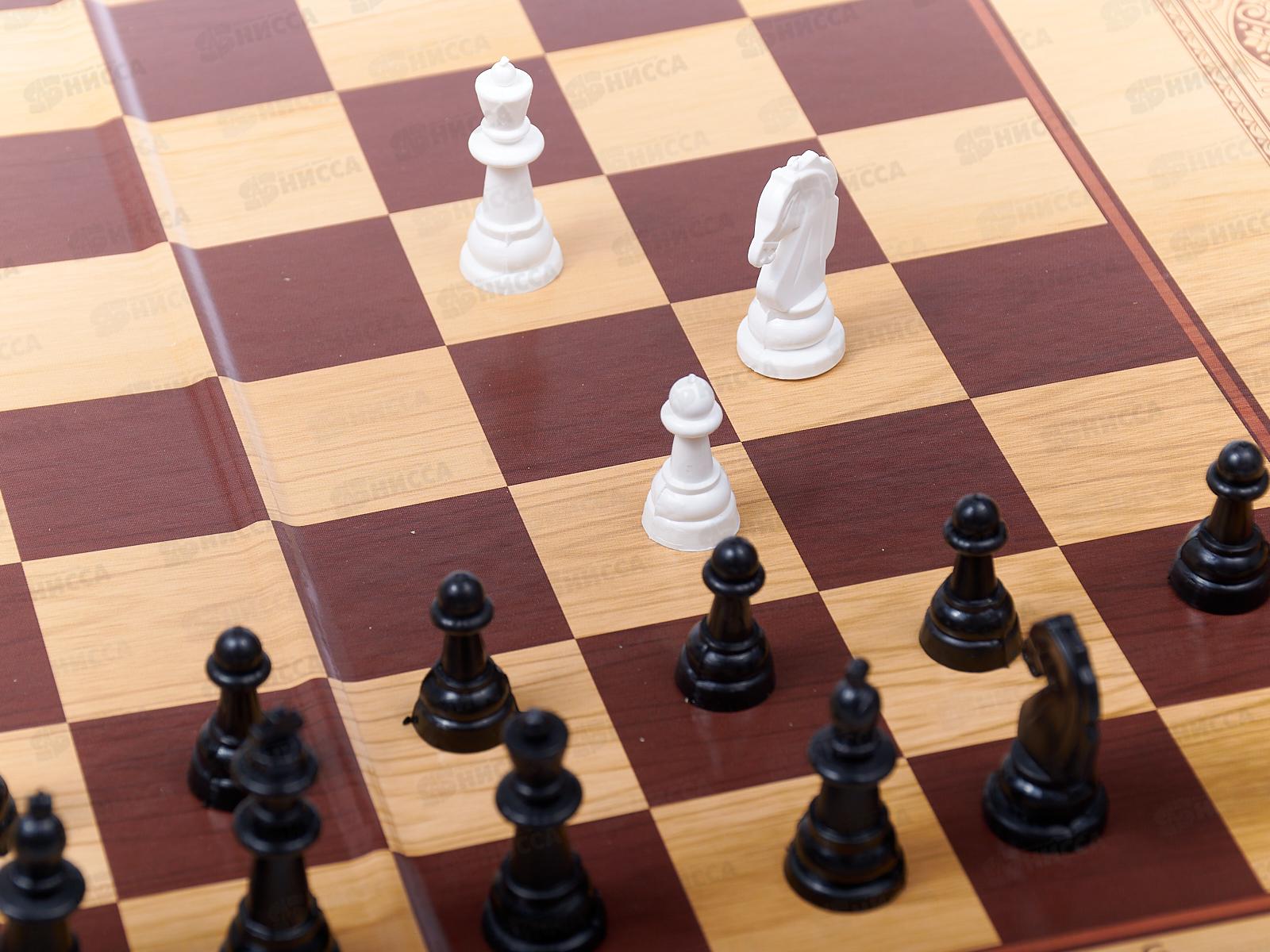 Шахматы классические + поле в коробке, ИН-0295 *10