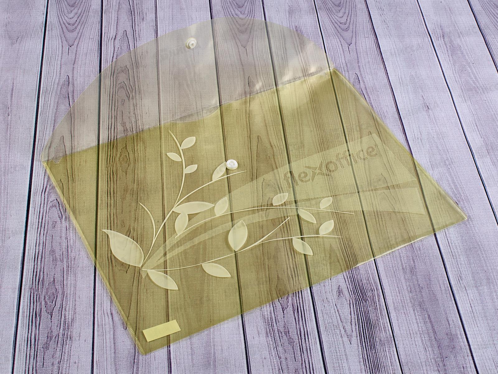 Папка с кнопкой FLEXoffice А4 желтая, 0.12мм, FO-CBF02 *12