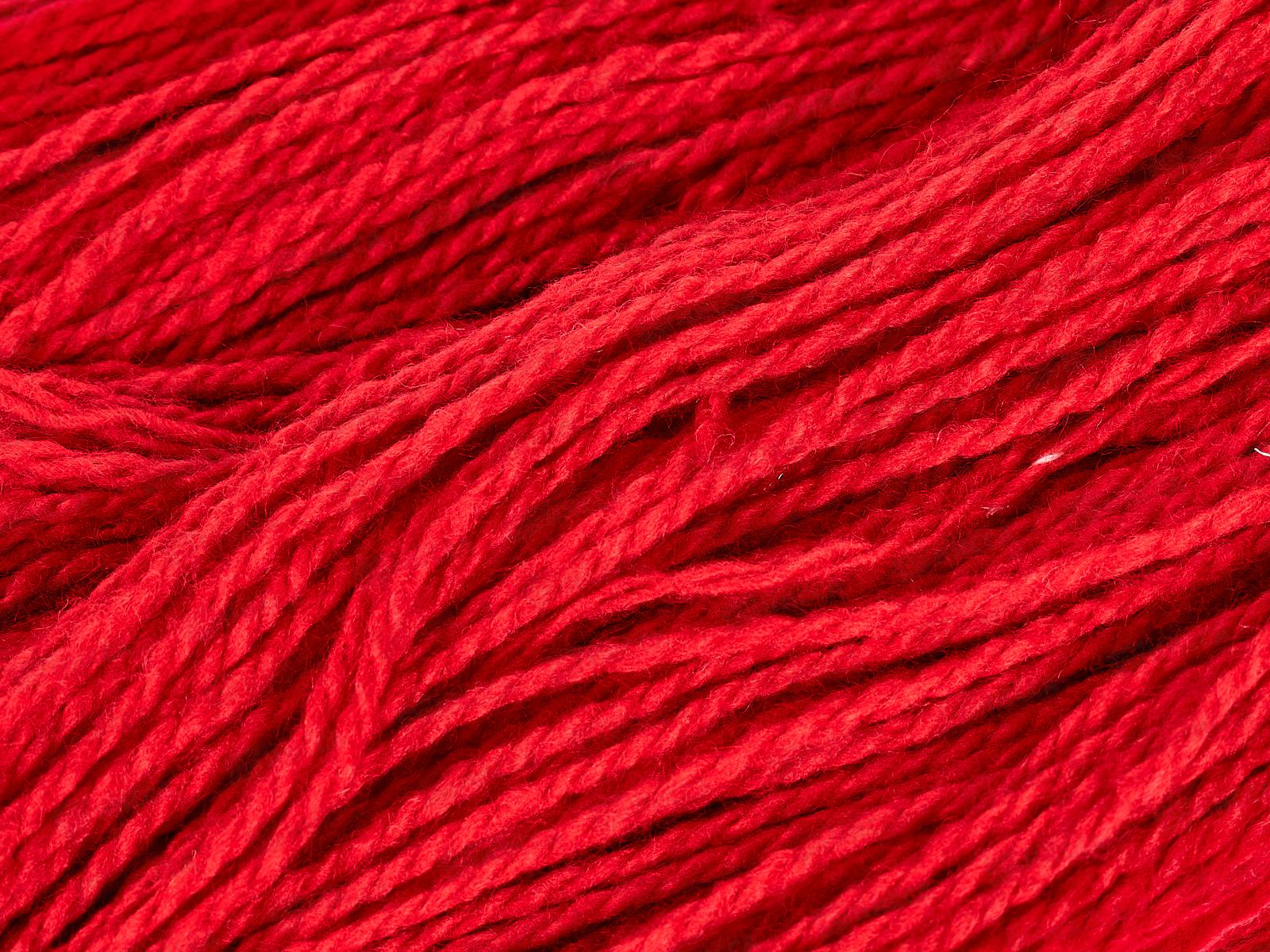 Пряжа 100% акрил пастма 250гр Алый