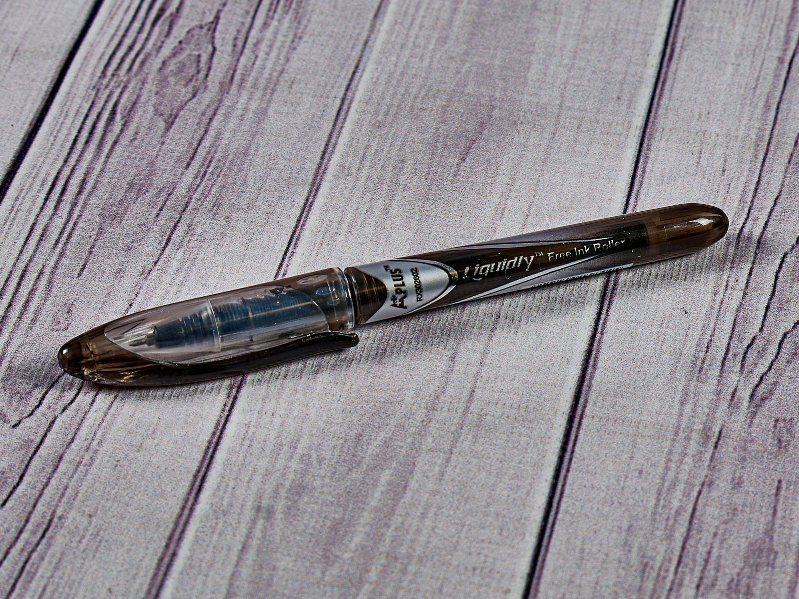 Роллер BEIFA черная игольчатый наконечник 0.3мм, RX 302602 BK *12/144