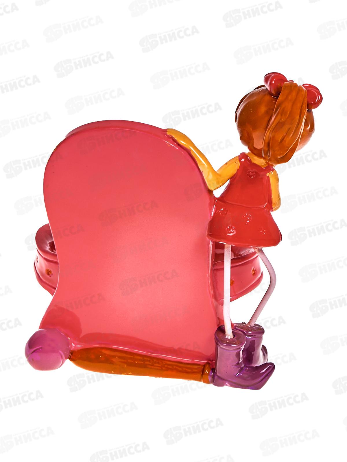 Статуэтка KW25025 Девочка,мальчик с туфлей (А-49) (027665)  Ж