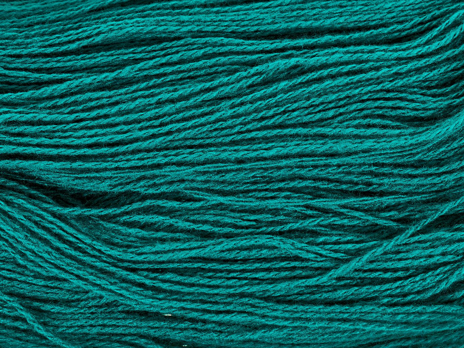 Пряжа 100% акрил пастма 250гр Лагуна