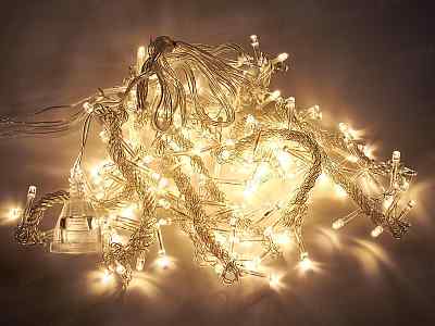Гирлянда 1,5*1,5м занавес 150LED шампань 10 нитей 382-078 г